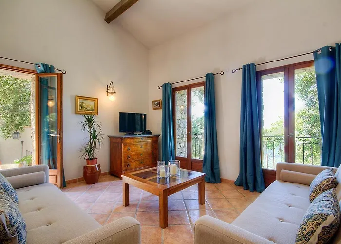 Le Campu Latinu Lama